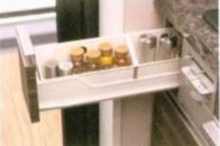 シティタワー所沢クラッシィのスパイスケース