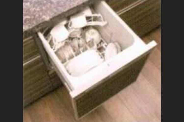 シティタワー所沢クラッシィのスライド式食器洗い乾燥機